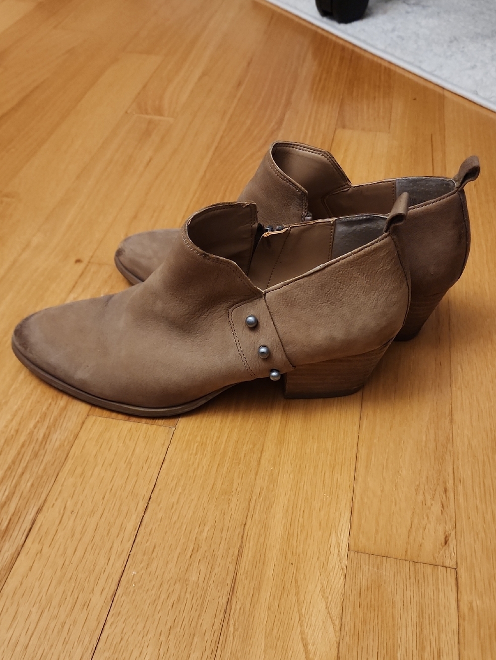FRANCO SARTO Graham Brown Leather Casual Booties Ankle Heel
